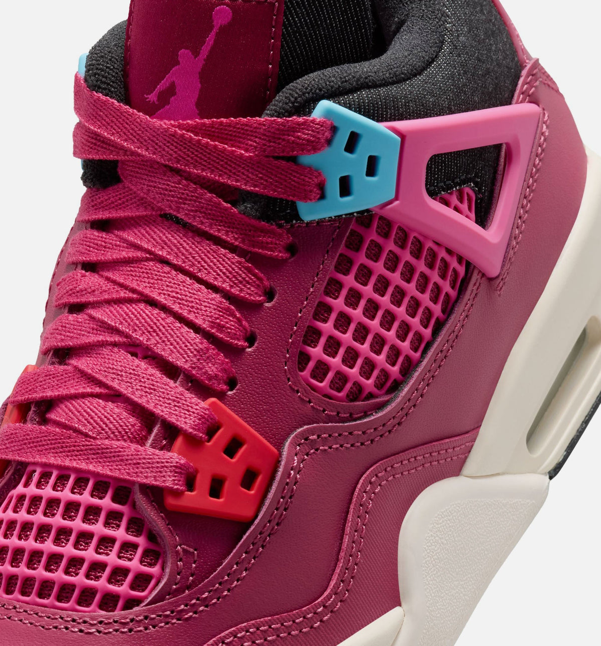 Air Jordan 4 Retro She's A Star | Grade School Lifestyle Shoe | Sweet Beet/Desert Sand/Off Noir/Chalk