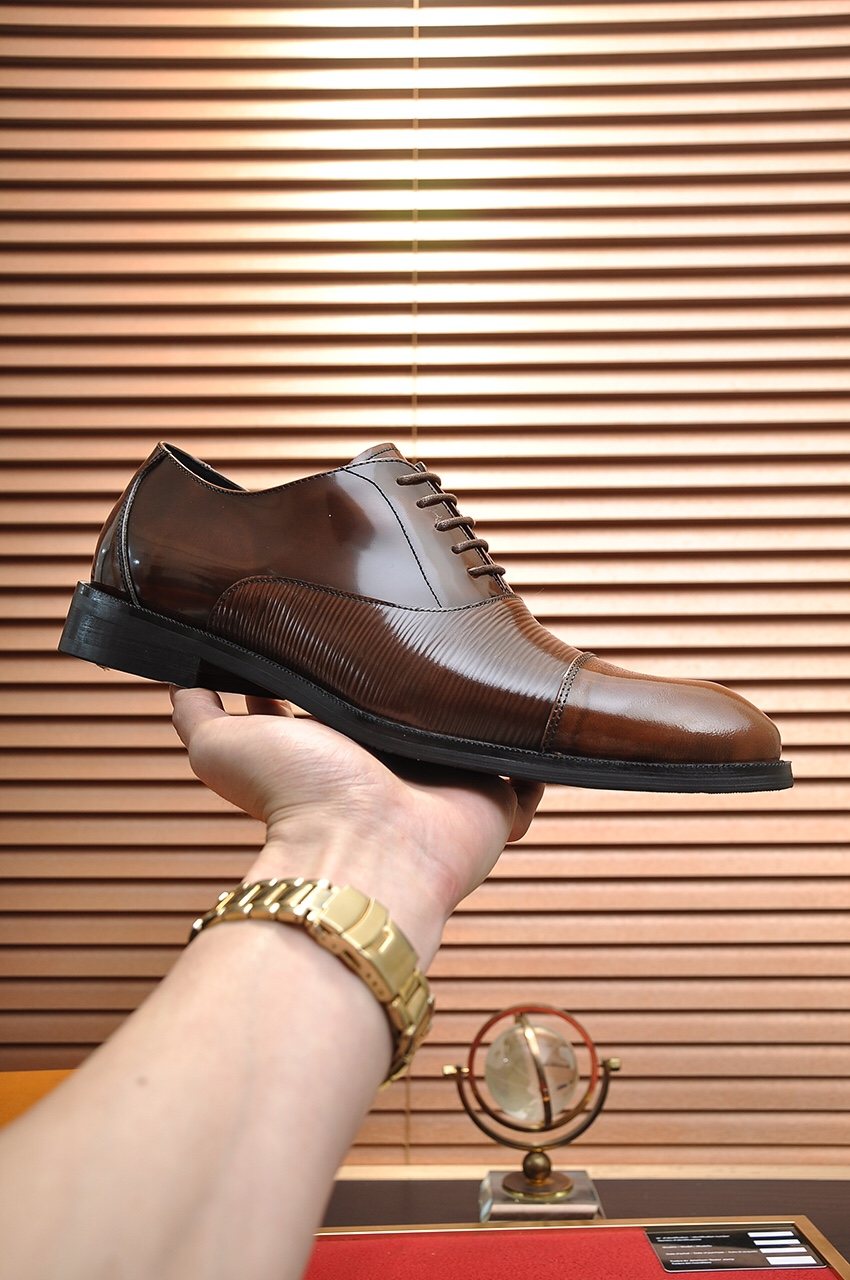Louis Vuitton Lace-Up Dress Shoes